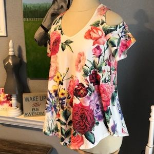 Cold shoulder floral top